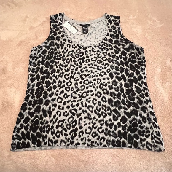 New York & Company Leopard Print Sleeveless Lightweight Ramie Sweater Sz L - Picture 1 of 9